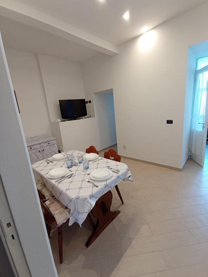 Appartamento Sul Mare Ad Ischia Ponte Экстерьер фото